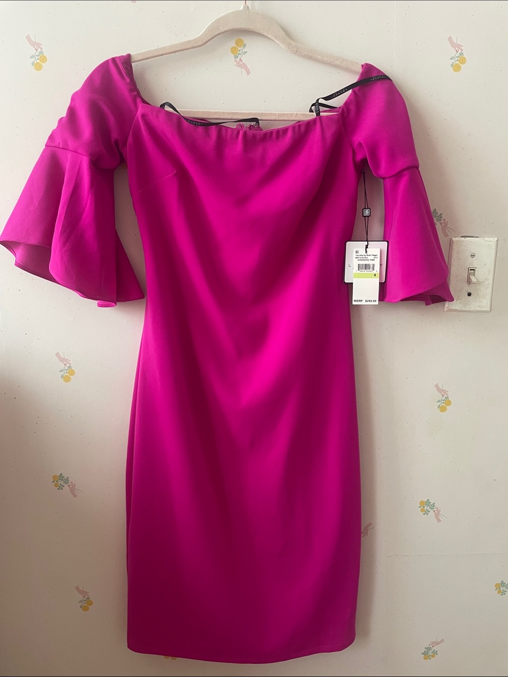 Laundry By Shelli Segal Fuchsia Off-Shoulder Bell Sleeve Dress - Picture 1 of 2
